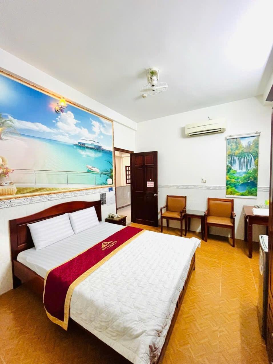 Hung Anh Hotel Ho Chi Minh City Exterior photo