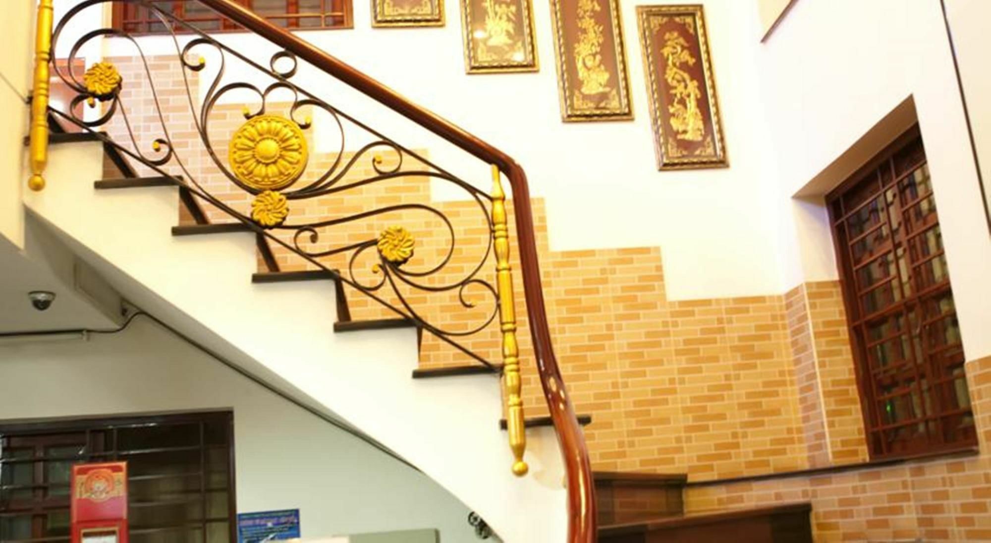 Hung Anh Hotel Ho Chi Minh City Exterior photo